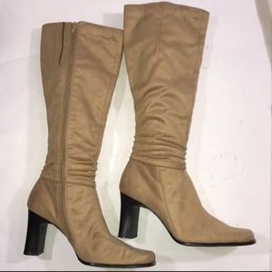 Naturalizer Tan Boot Size 7